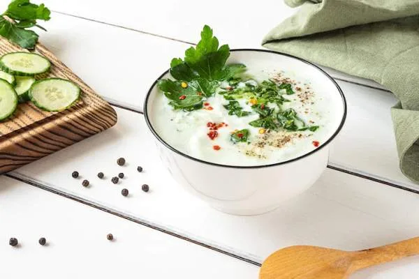 Cucumber raita
