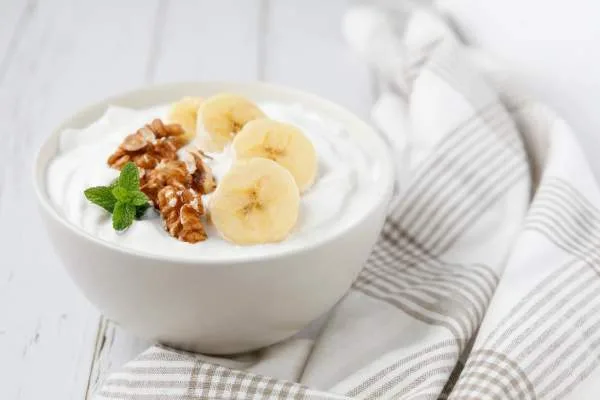 Banana yogurt