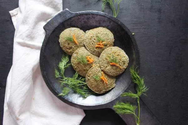Green moong dal and vegetable idli