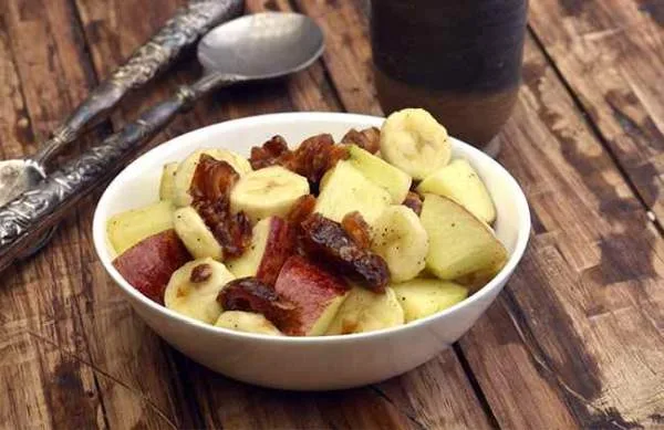Apple, banana, and Date salad